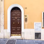 Little Pied-à-terre In Appartamento *