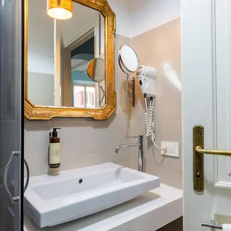 Little Pied-a-terre In Lägenhet *