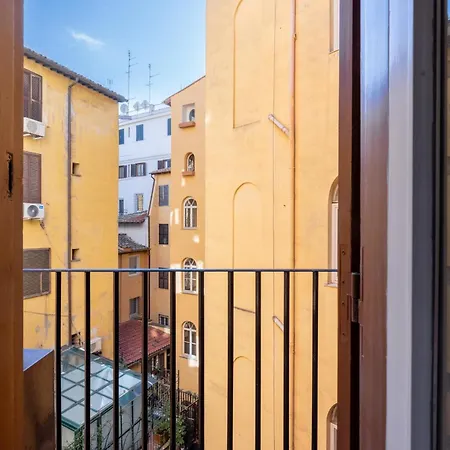 Little Pied-a-terre In * Rom